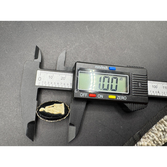 Vinitage Wedgwood Black Jasperware Cameo Pin Pendant Gold Tone - Picture 8 of 8